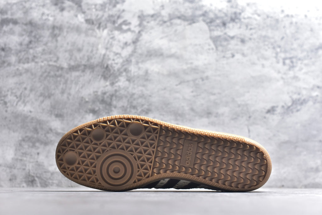 Adidas Originals Samba OG – Core Black/Cloud White/Gum (IH9373)