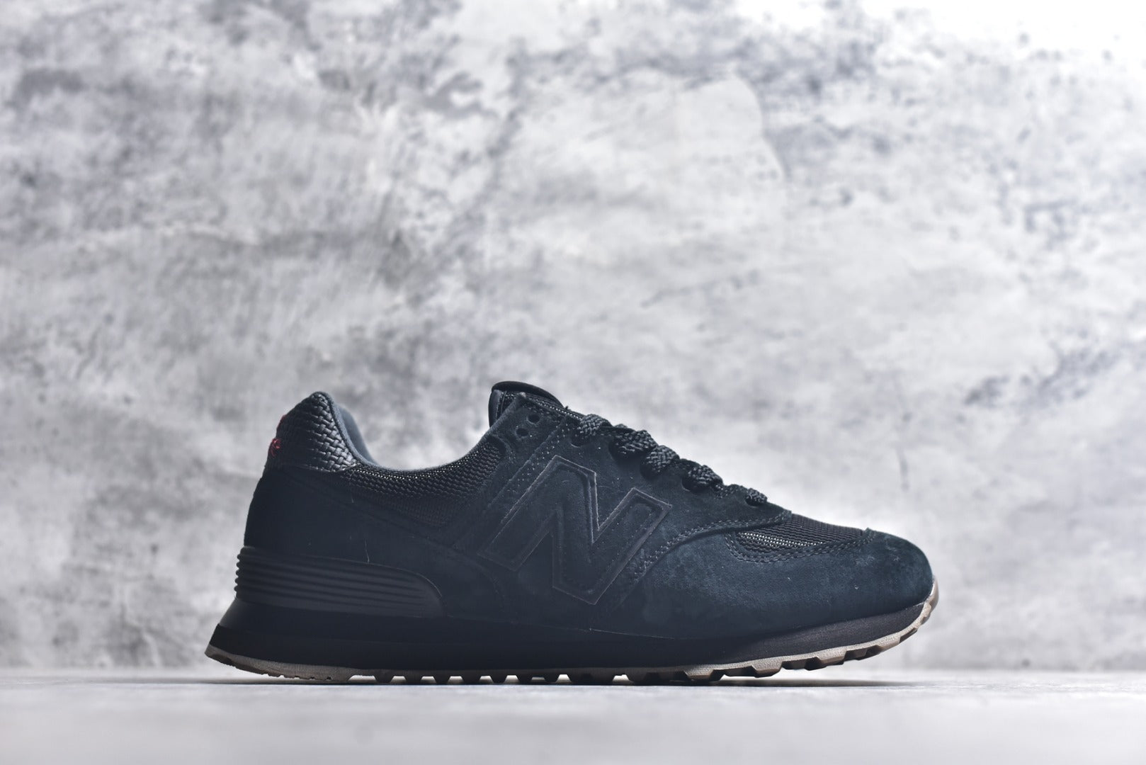 New Balance NB574 Low-Top Retro Casual Running Shoe U5748HM