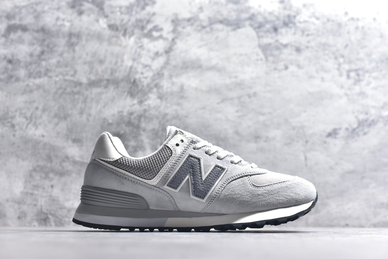 New Balance NB574 Low-Top Retro Casual Running Shoe U574AL2