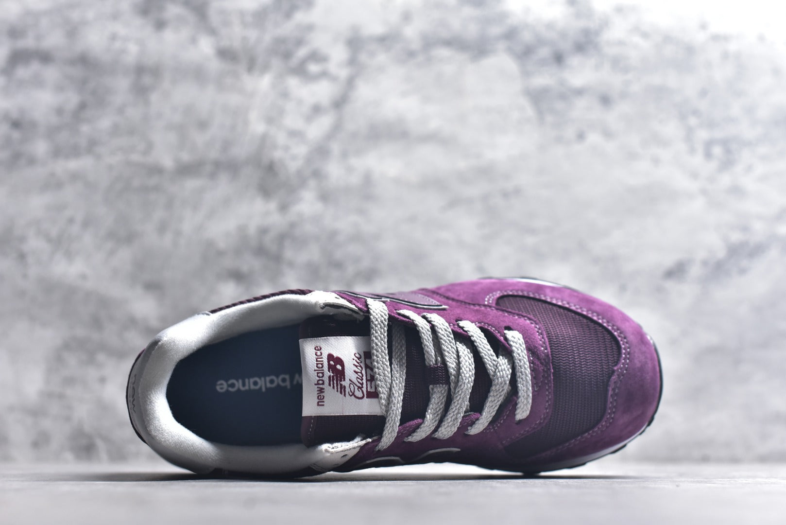 New Balance NB574 Low-Top Retro Casual Running Shoe ML574EGB