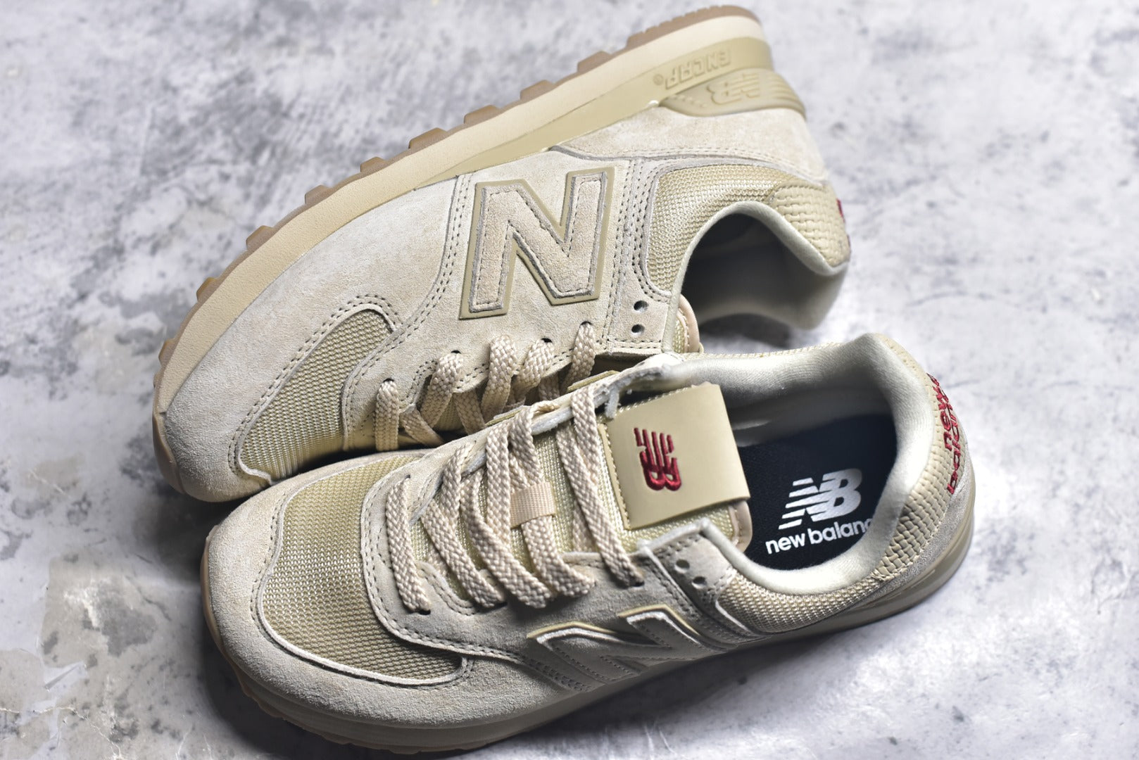 New Balance NB574 Low-Top Retro Casual Running Shoe U5742EB