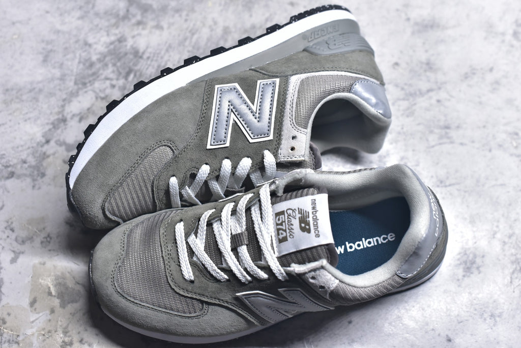 New Balance NB574 Low-Top Retro Casual Running Shoe ML574EVG