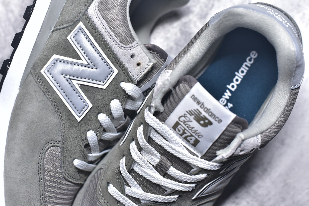 New Balance NB574 Low-Top Retro Casual Running Shoe ML574EVG