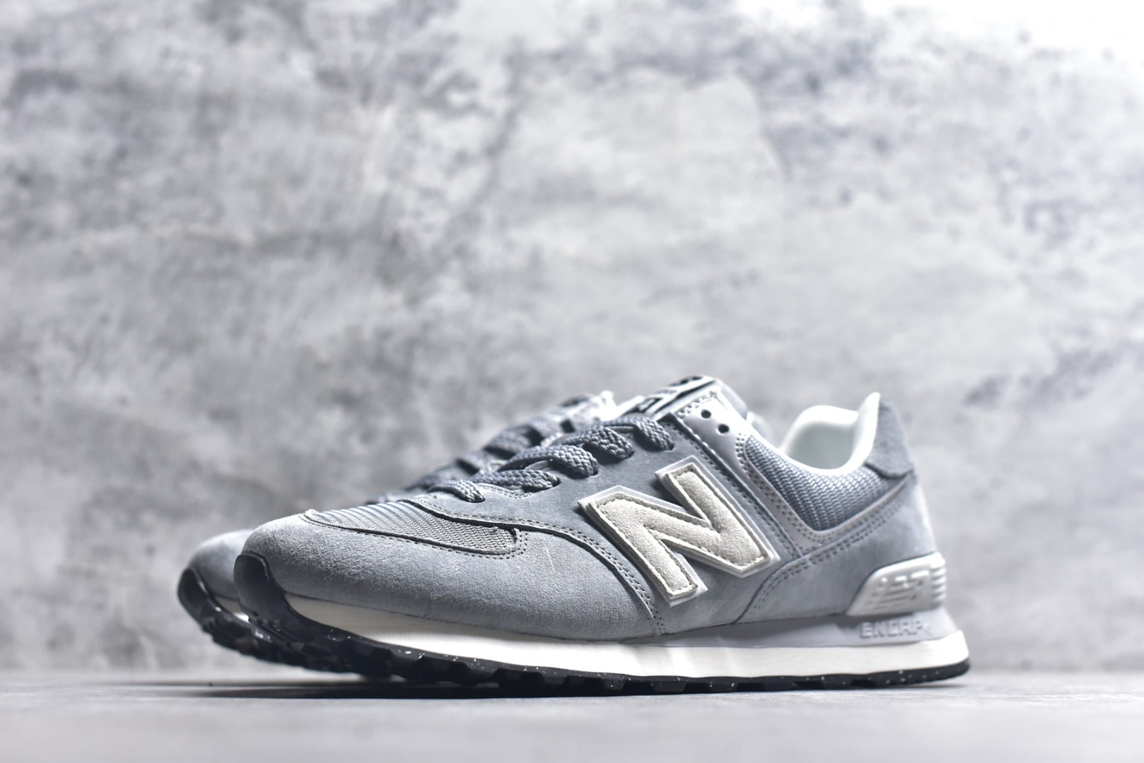 New Balance NB574 Low-Top Retro Casual Running Shoe U574UL2