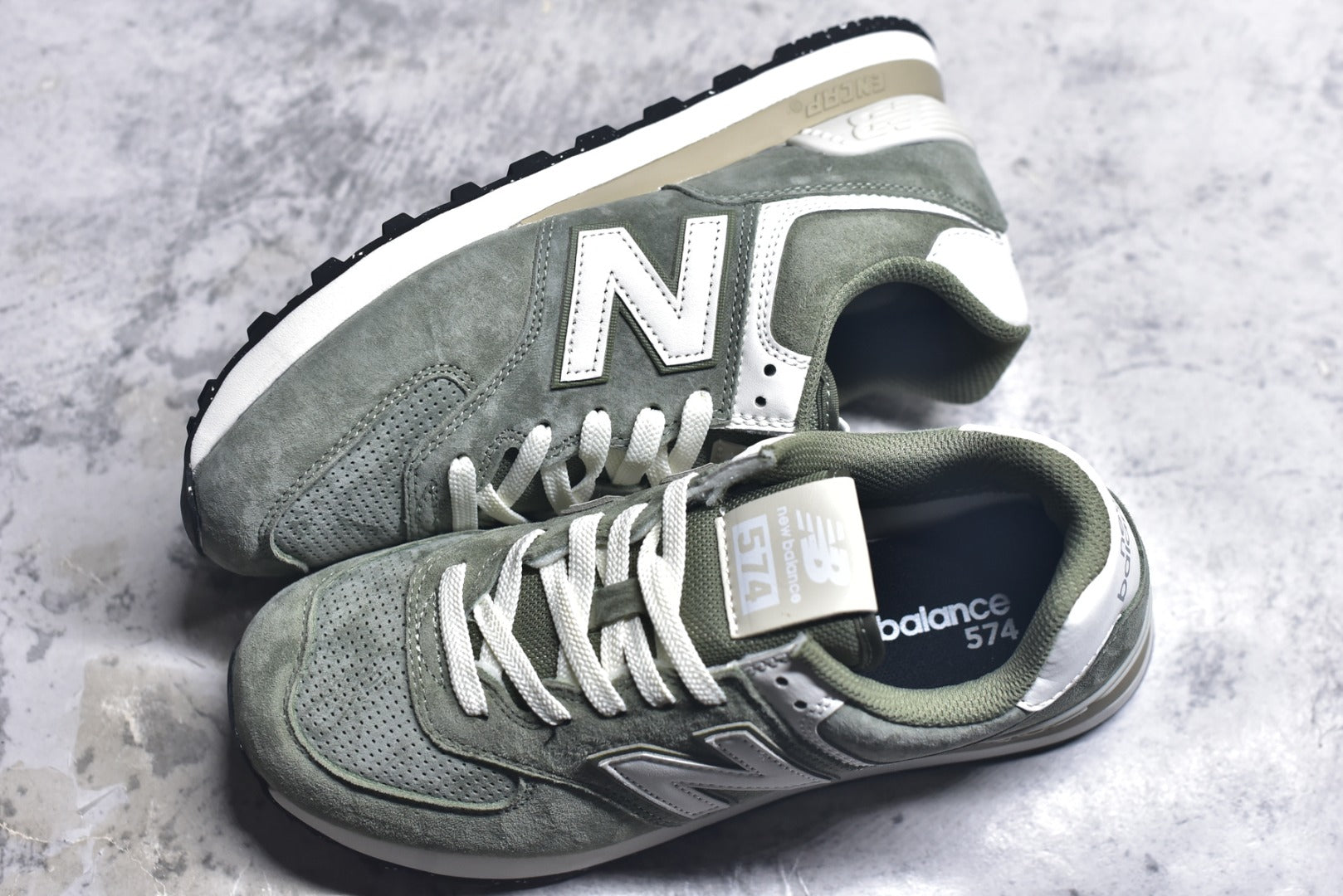 New Balance NB574 Low-Top Retro Casual Running Shoe U574GCE