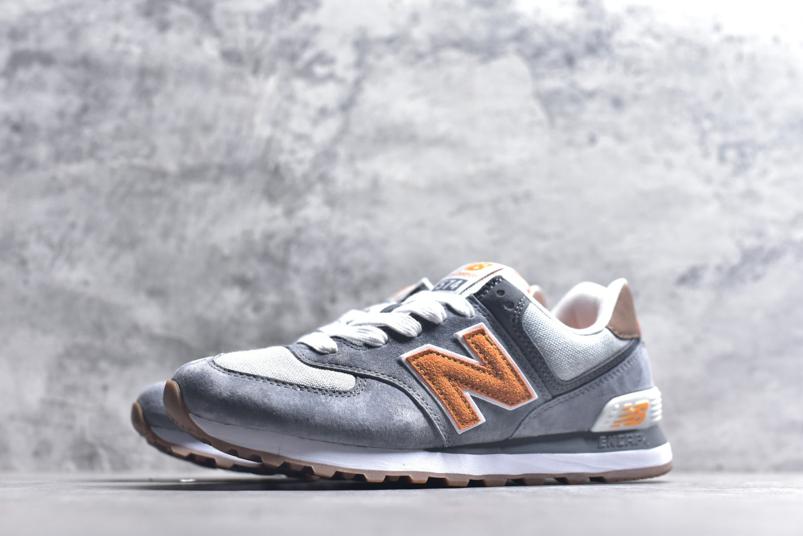 New Balance NB574 Low-Top Retro Casual Running Shoe ML574PIB