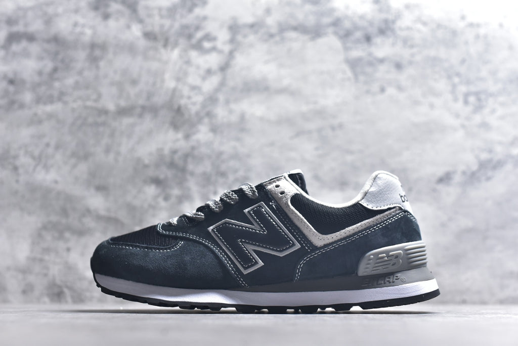 New Balance NB574 Low-Top Retro Casual Running Shoe ML574EVB