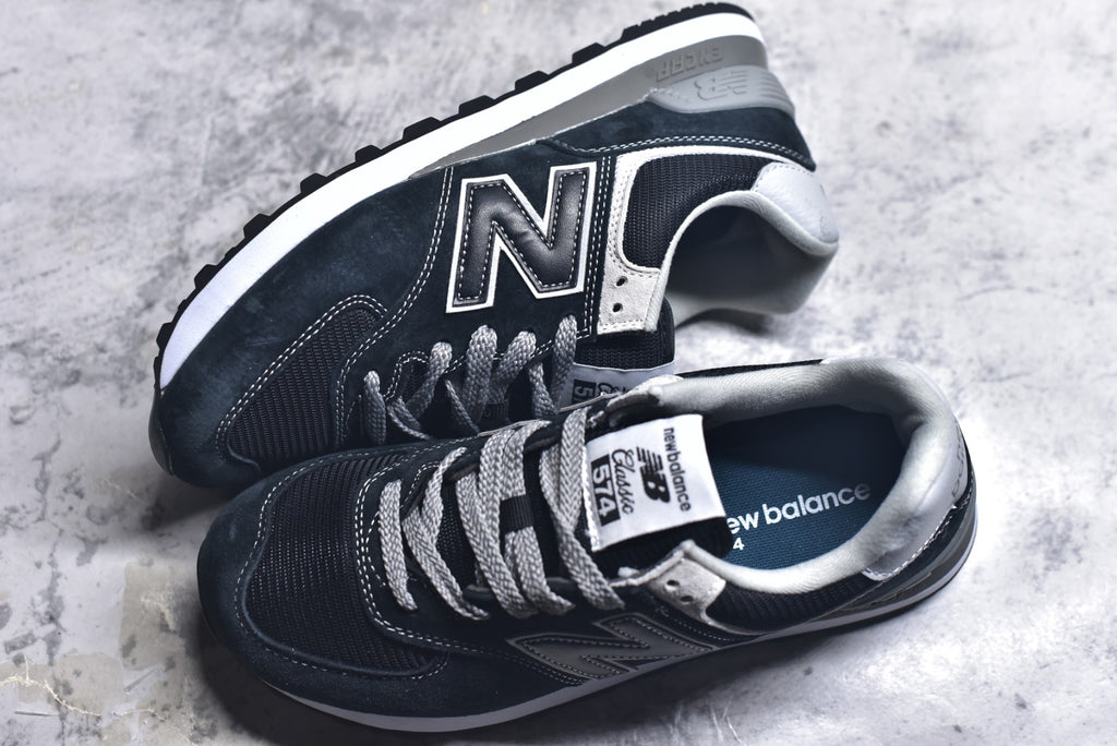 New Balance NB574 Low-Top Retro Casual Running Shoe ML574EVB