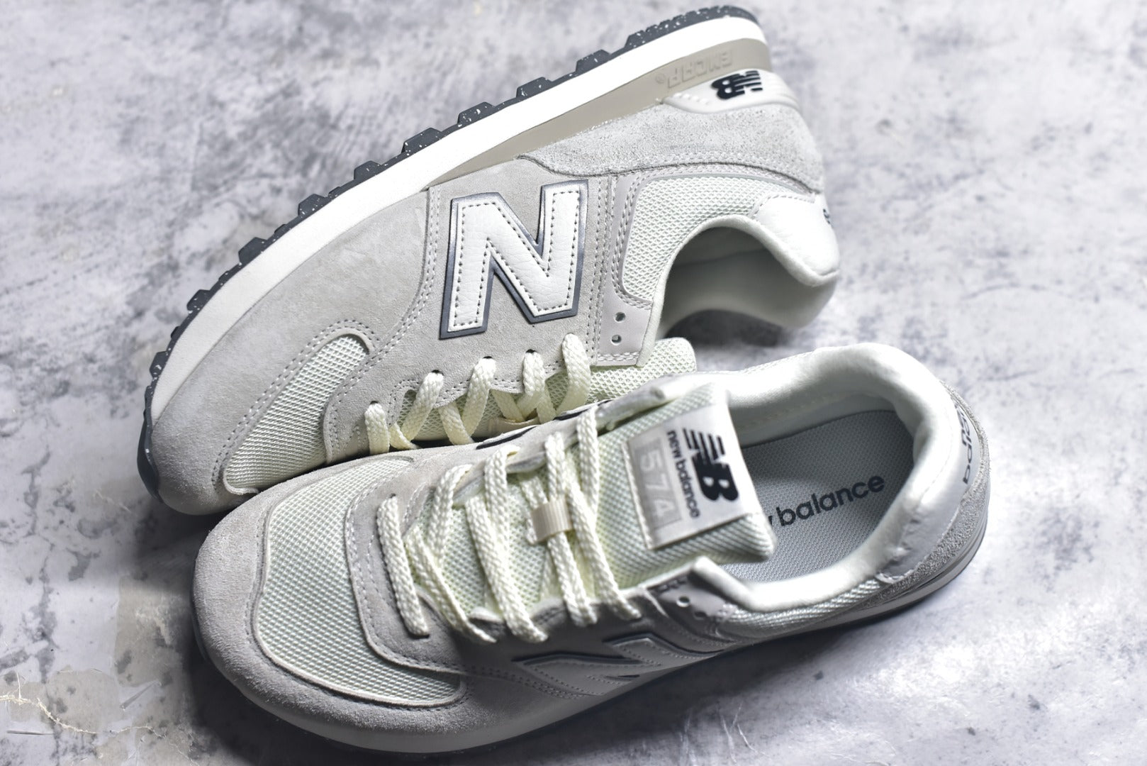 New Balance NB574 Low-Top Retro Casual Running Shoe U574LS2