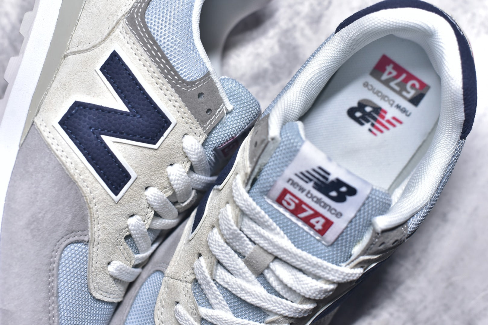 New Balance NB574 Low-Top Retro Casual Running Shoe ML574UJD