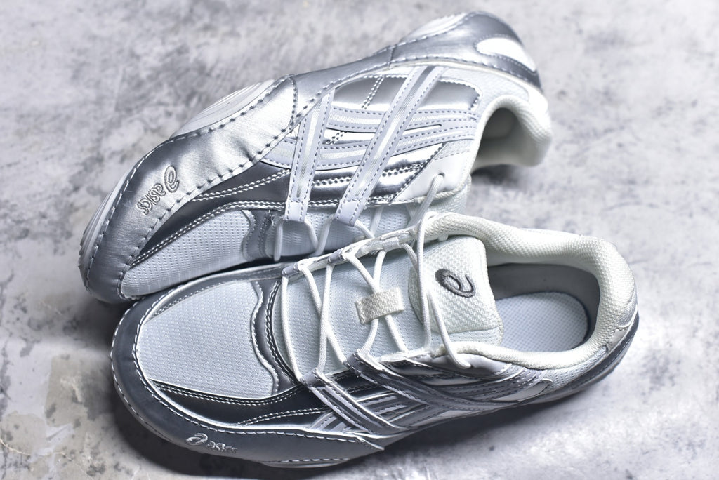 ASICS Hypersync Trainer 1203A879-100 — Versatile Lightweight Flat-Sole Sneaker