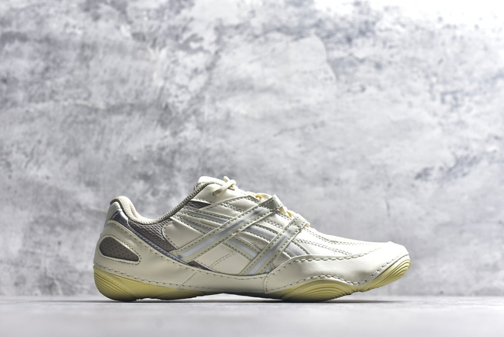 ASICS Hypersync Low-Profile Training Sneaker 1203A879-250