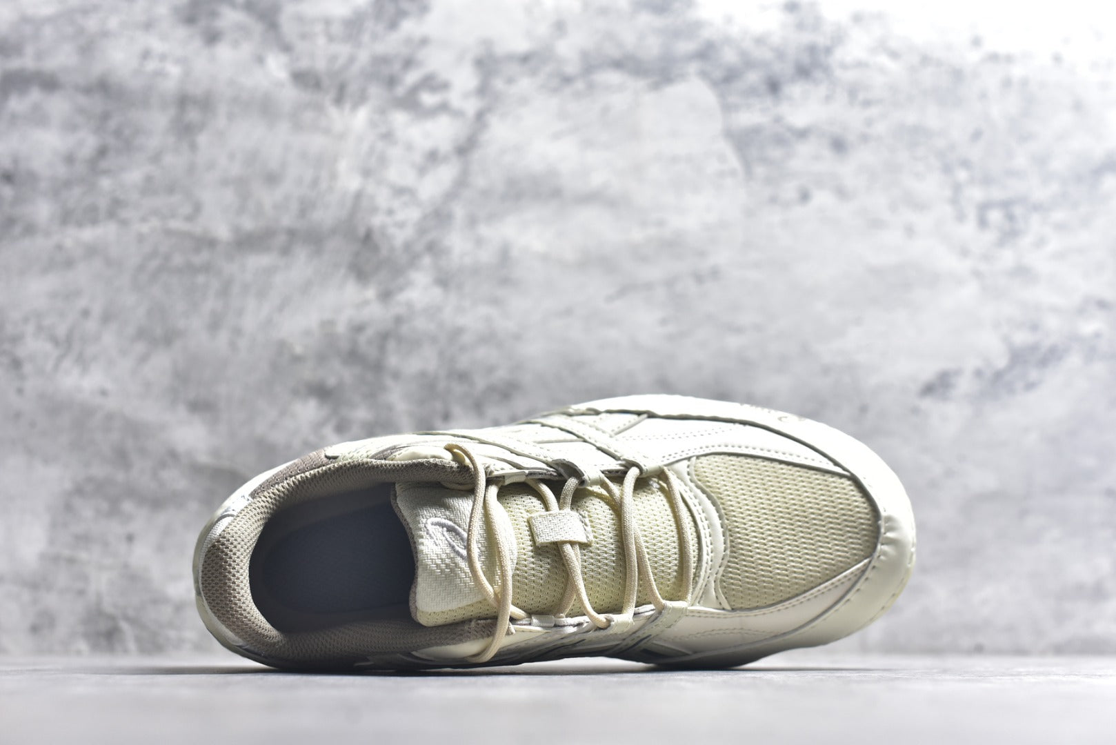 ASICS Hypersync Low-Profile Training Sneaker 1203A879-250