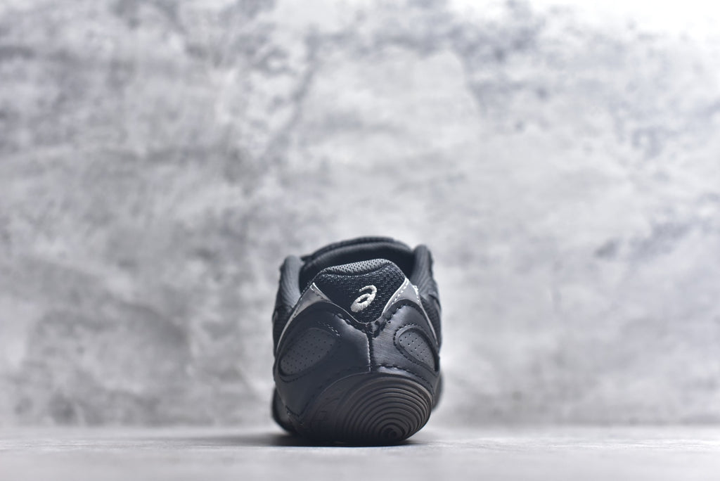 ASICS Hypersync Low-Profile Training Sneaker 1203A879-021