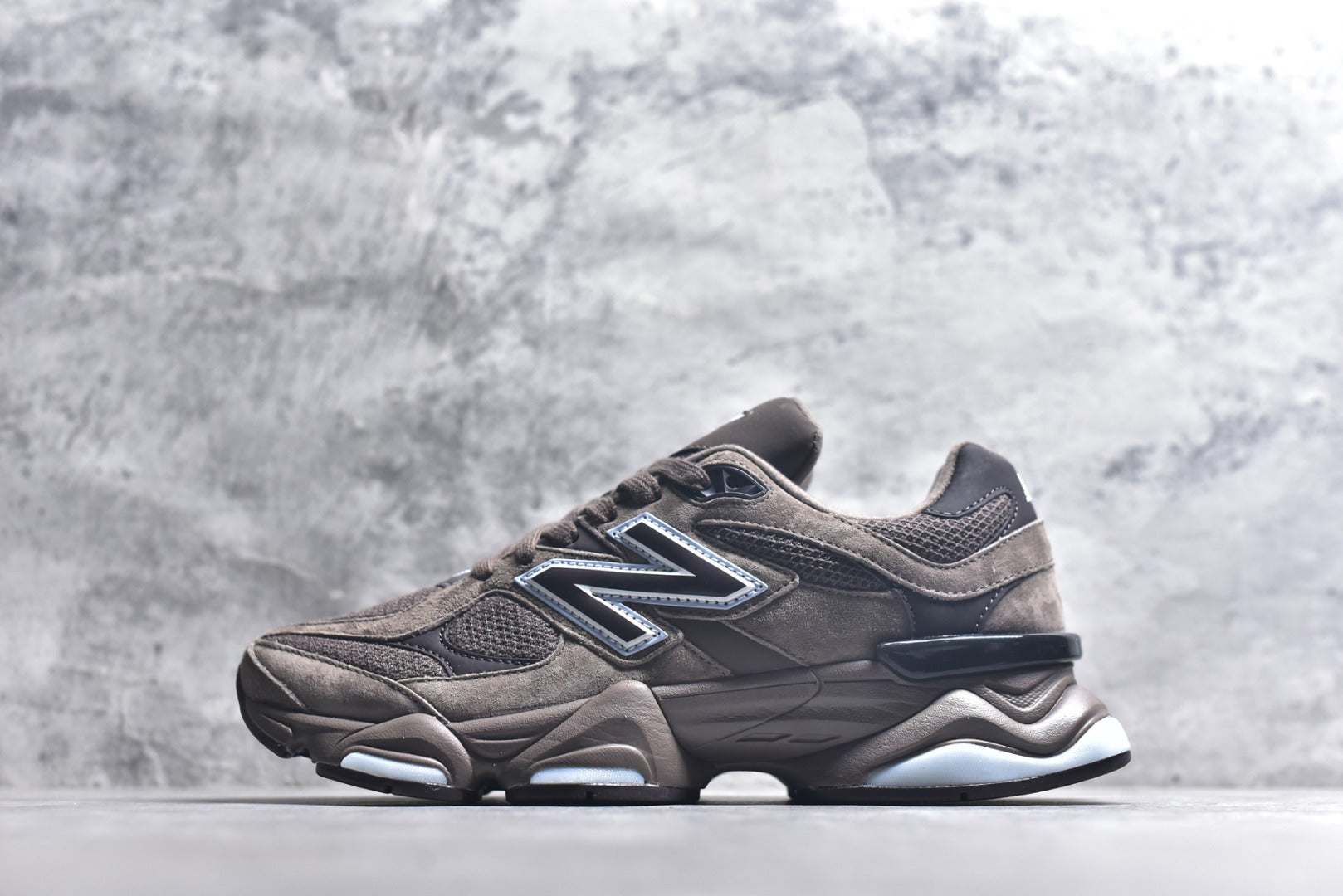 New Balance NB9060 Collaboration Retro Running Sneaker U9060622