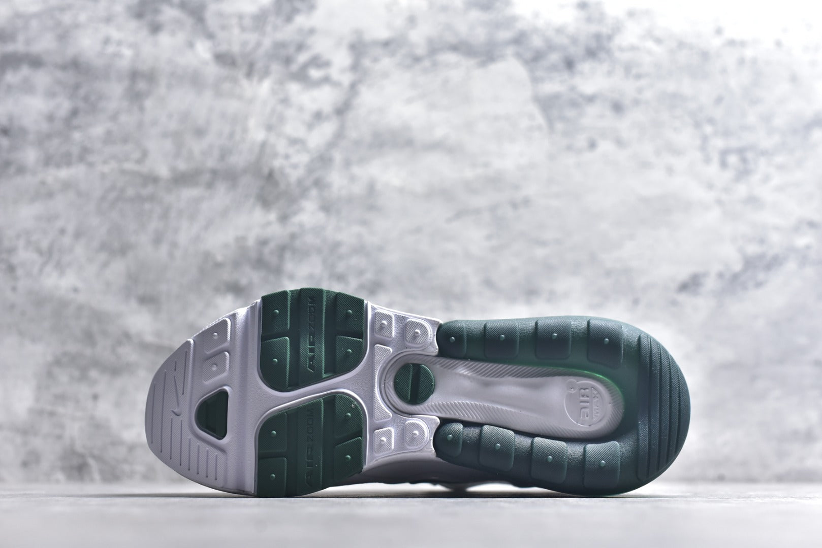 Nike Air Max 270 Premium Lifestyle Running Sneaker IO9884-109