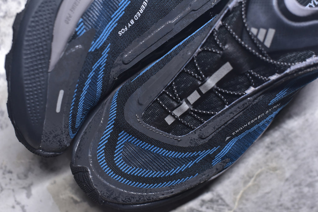 Adidas Holo Peak Low-Top Trail Running Sneaker KI1526