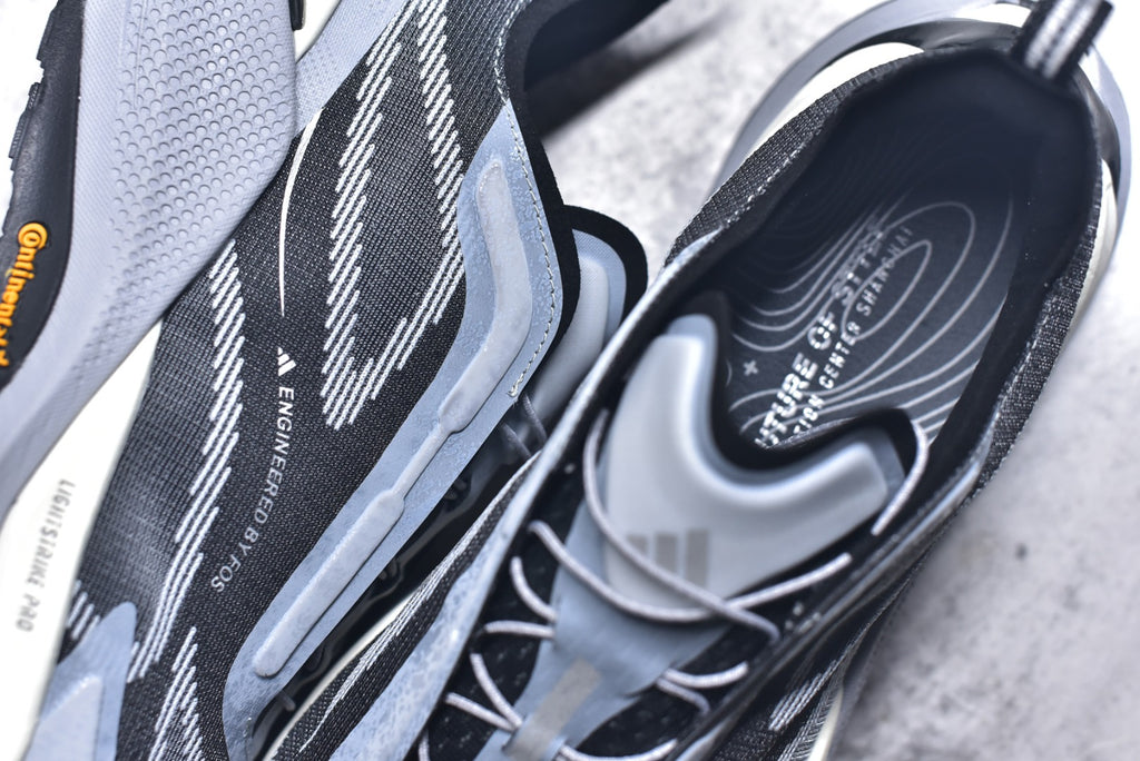 Adidas Holo Peak Low-Top Trail Running Sneaker KI1525