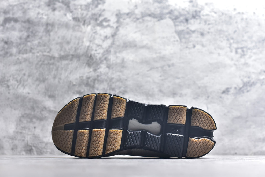 On Cloud X 4 Low-Top Running Sneaker 3ME30042532