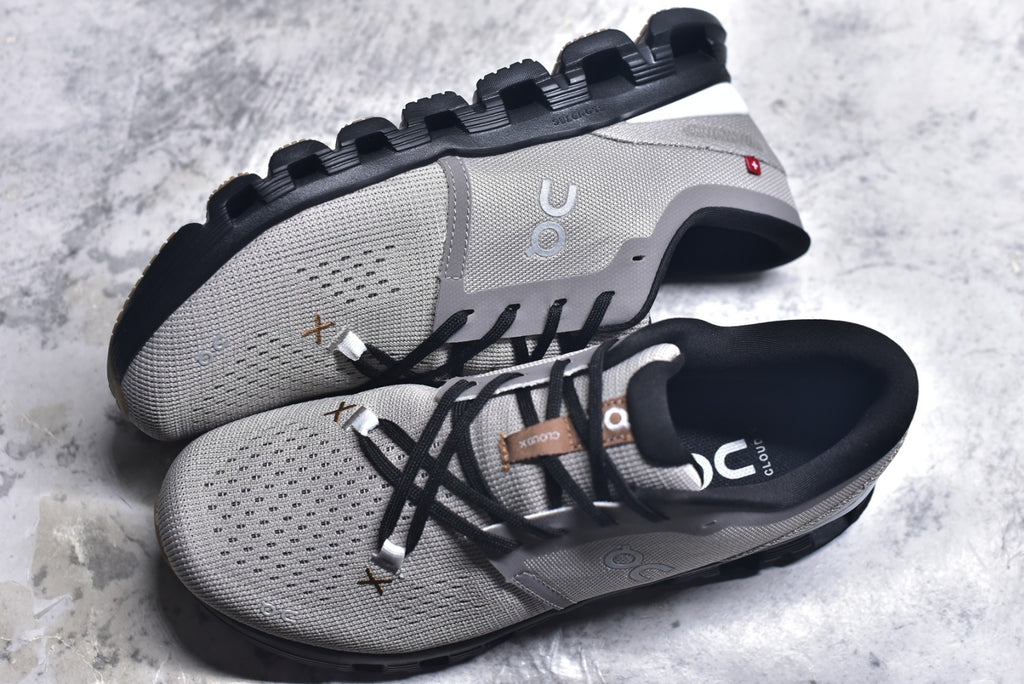 On Cloud X 4 Low-Top Running Sneaker 3ME30042532