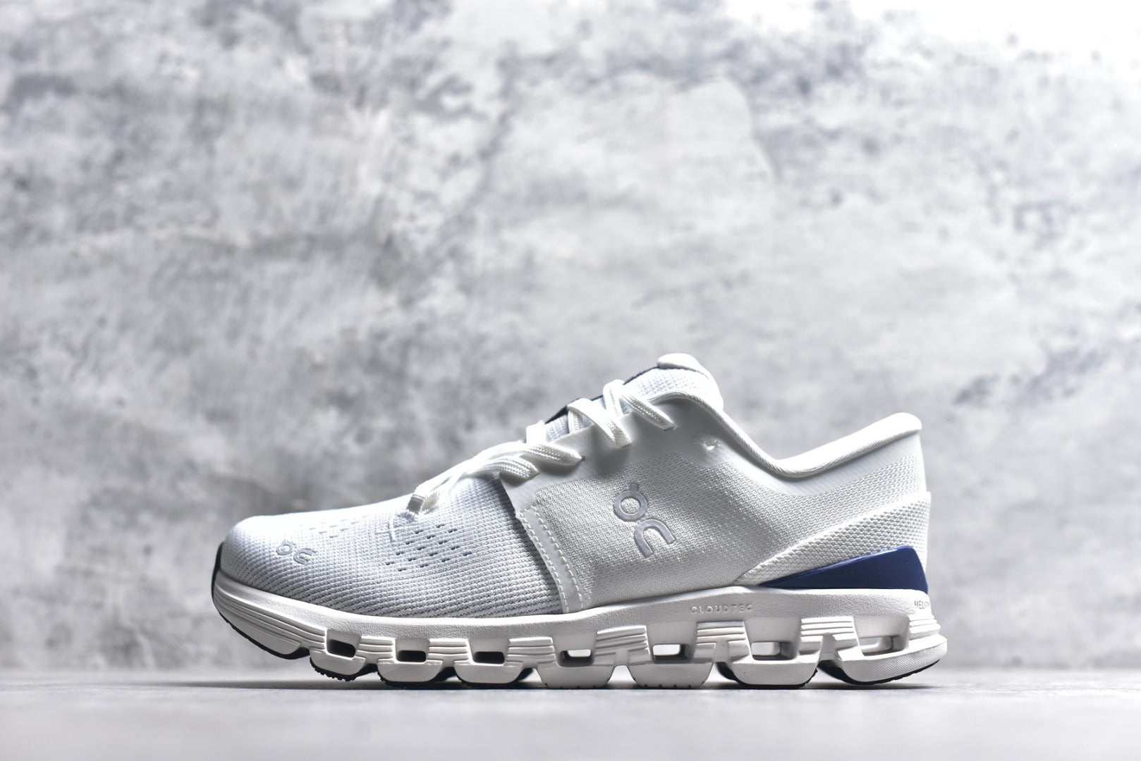 On Cloud X 4 Women's Low-Top Running Sneaker 3WE30073559
