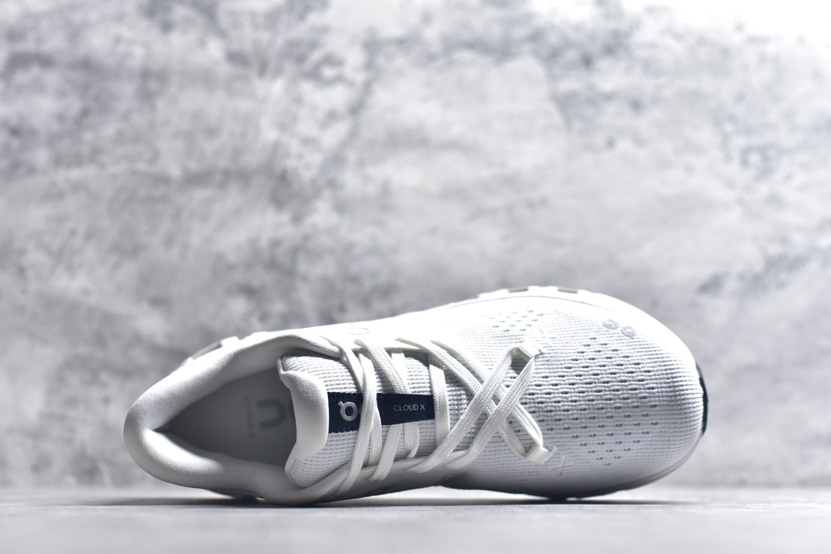 On Cloud X 4 Women's Low-Top Running Sneaker 3WE30073559