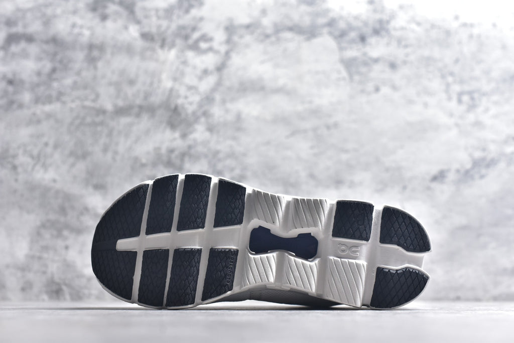 On Cloud X 4 Women's Low-Top Running Sneaker 3WE30073559