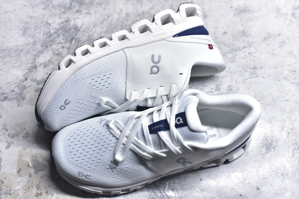 On Cloud X 4 Women's Low-Top Running Sneaker 3WE30073559