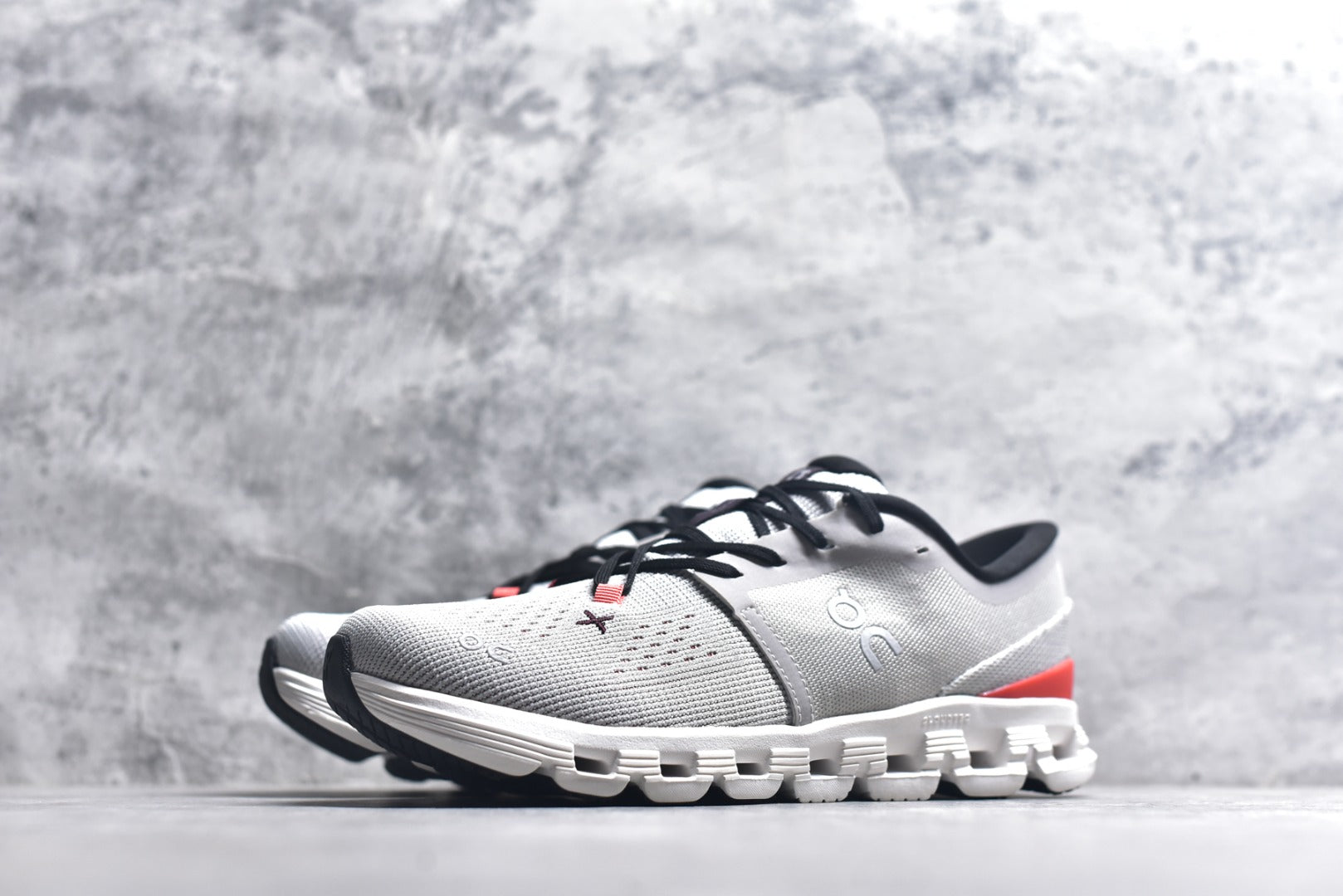 On Cloud X 4 Women's Low-Top Running Sneaker 3WE30072905