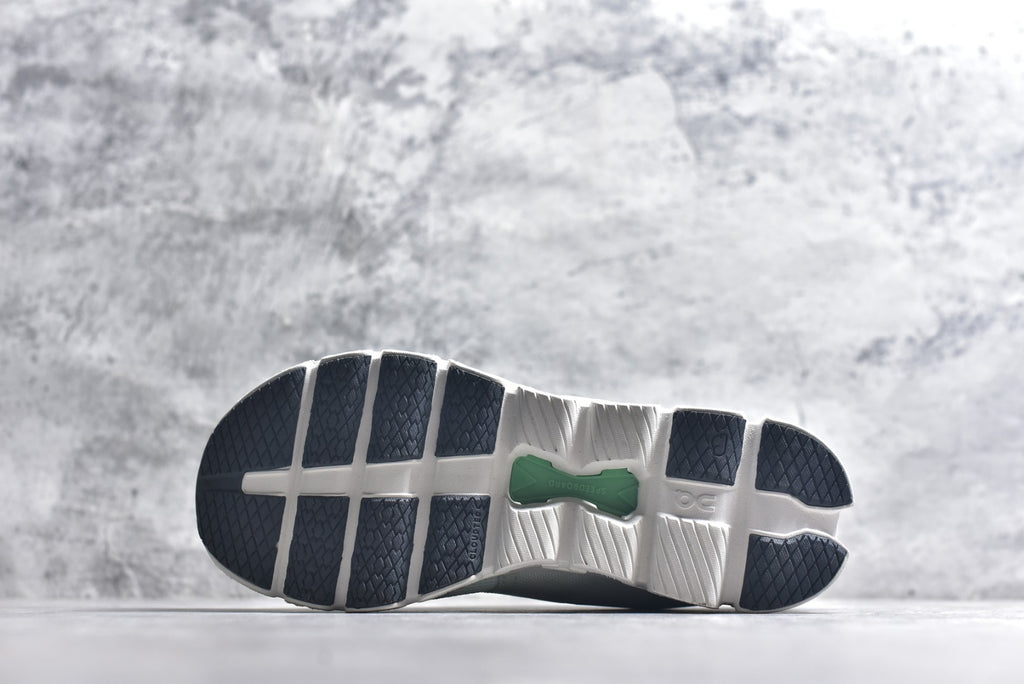 On Cloud X 4 Women's Low-Top Running Sneaker 3WE30073088
