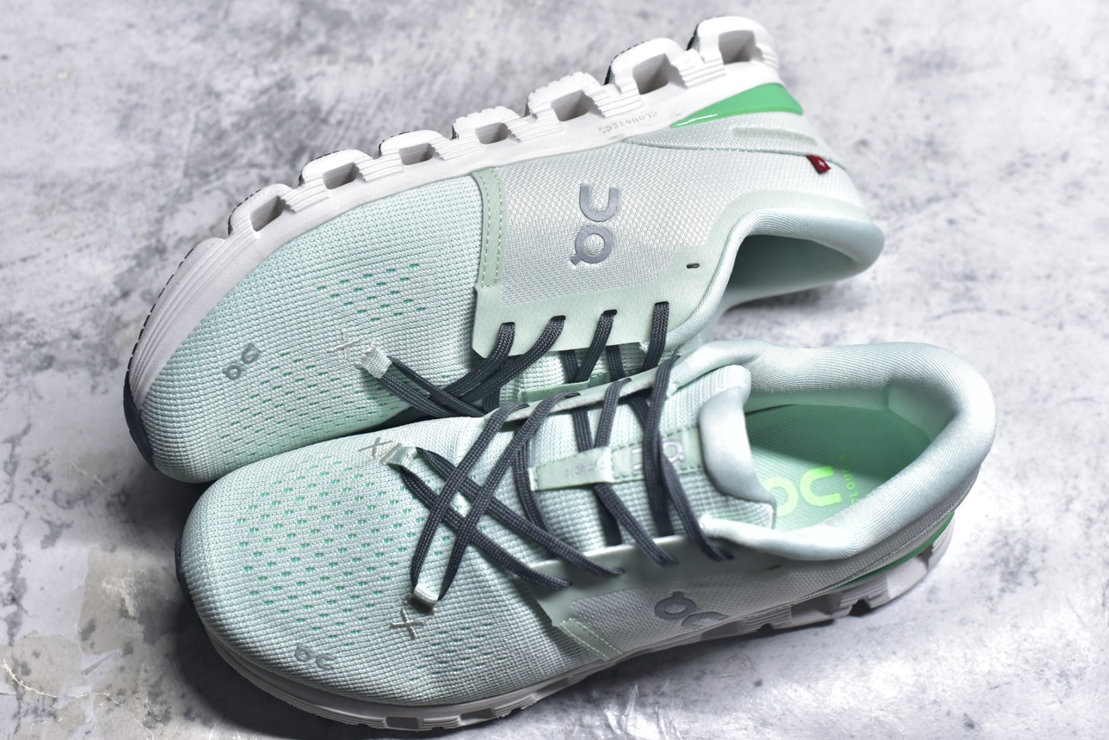 On Cloud X 4 Women's Low-Top Running Sneaker 3WE30073088