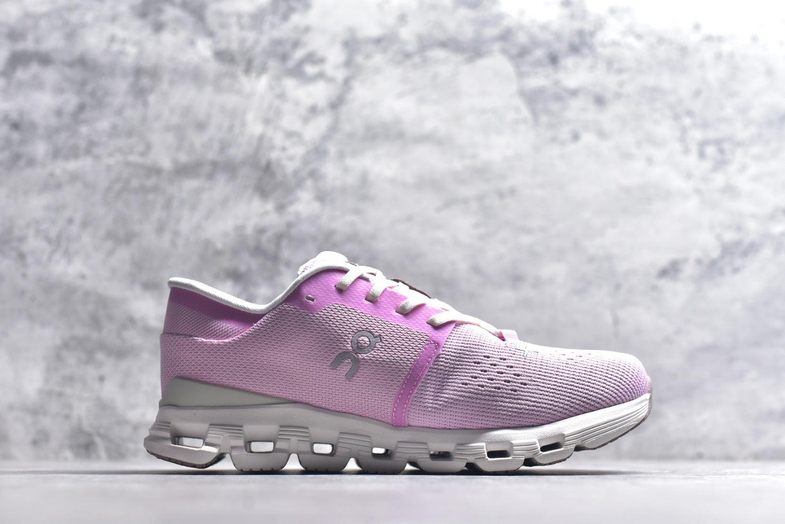 On Cloud X 4 Women's Low-Top Running Sneaker 3WE30073561