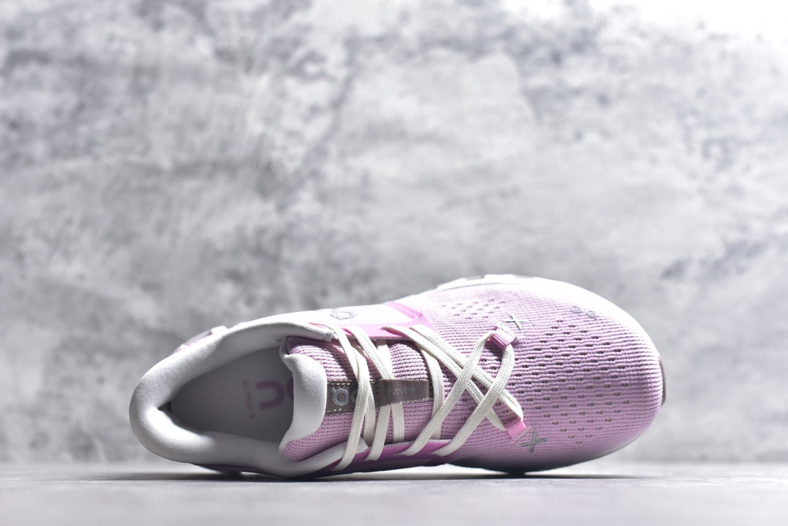 On Cloud X 4 Women's Low-Top Running Sneaker 3WE30073561