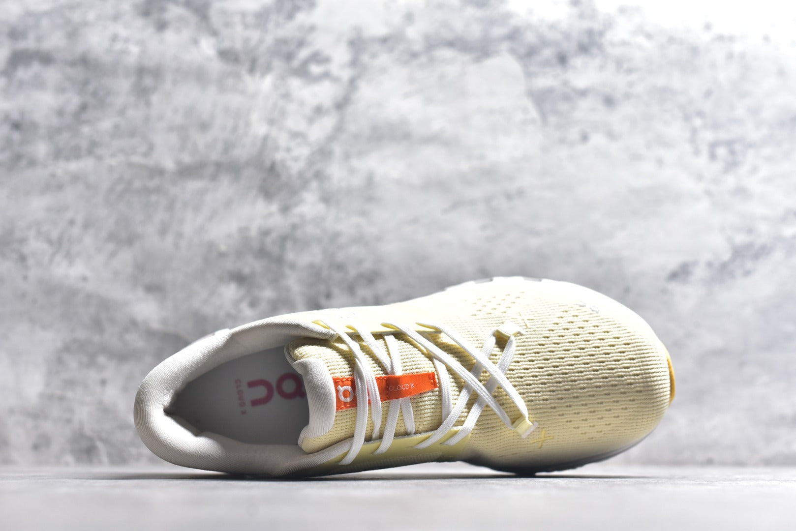 On Cloud X 4 Women's Low-Top Running Sneaker 3WE30073560
