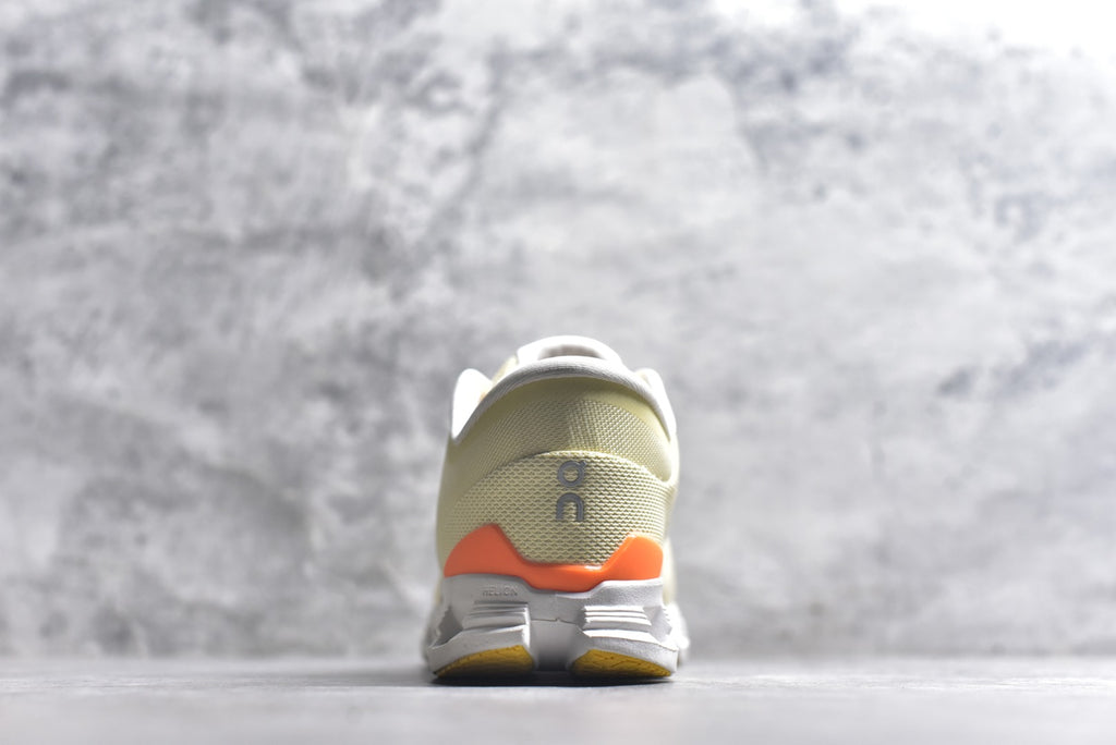 On Cloud X 4 Women's Low-Top Running Sneaker 3WE30073560