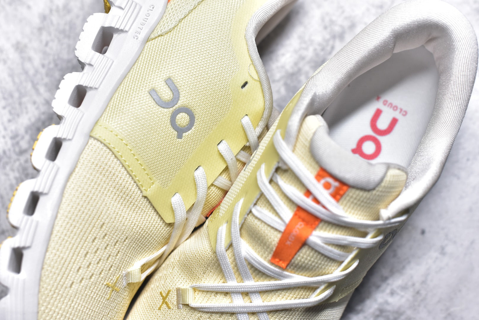On Cloud X 4 Women's Low-Top Running Sneaker 3WE30073560