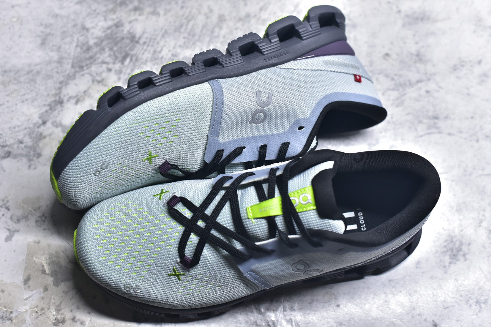 On Cloud X 4 Low-Top Running Sneaker 3ME30040818