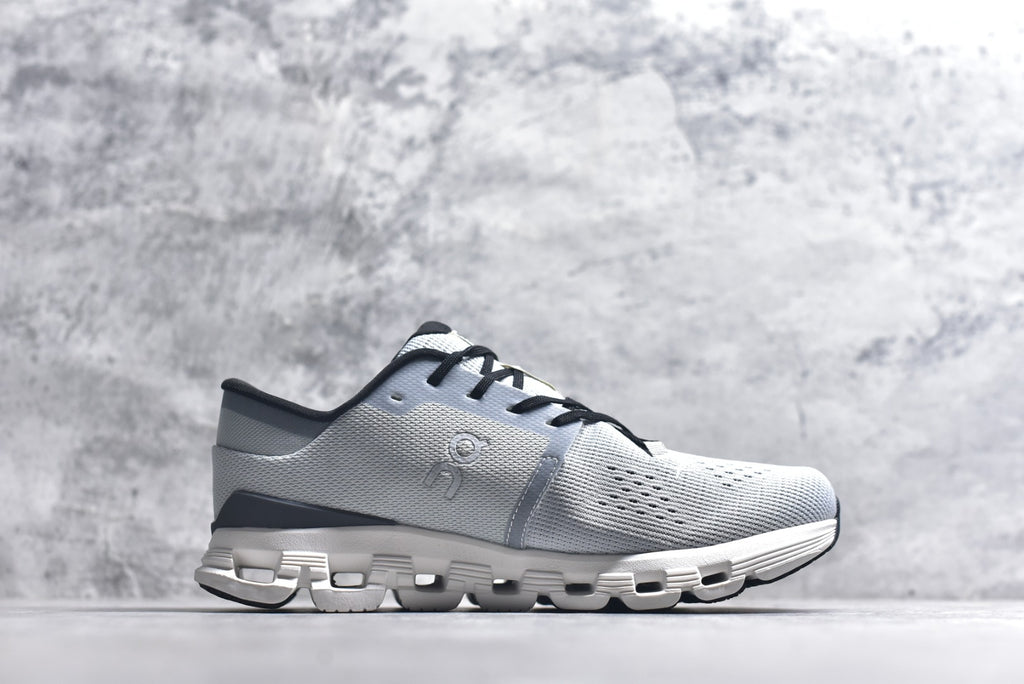On Cloud X 4 Low-Top Running Sneaker 3ME30041147