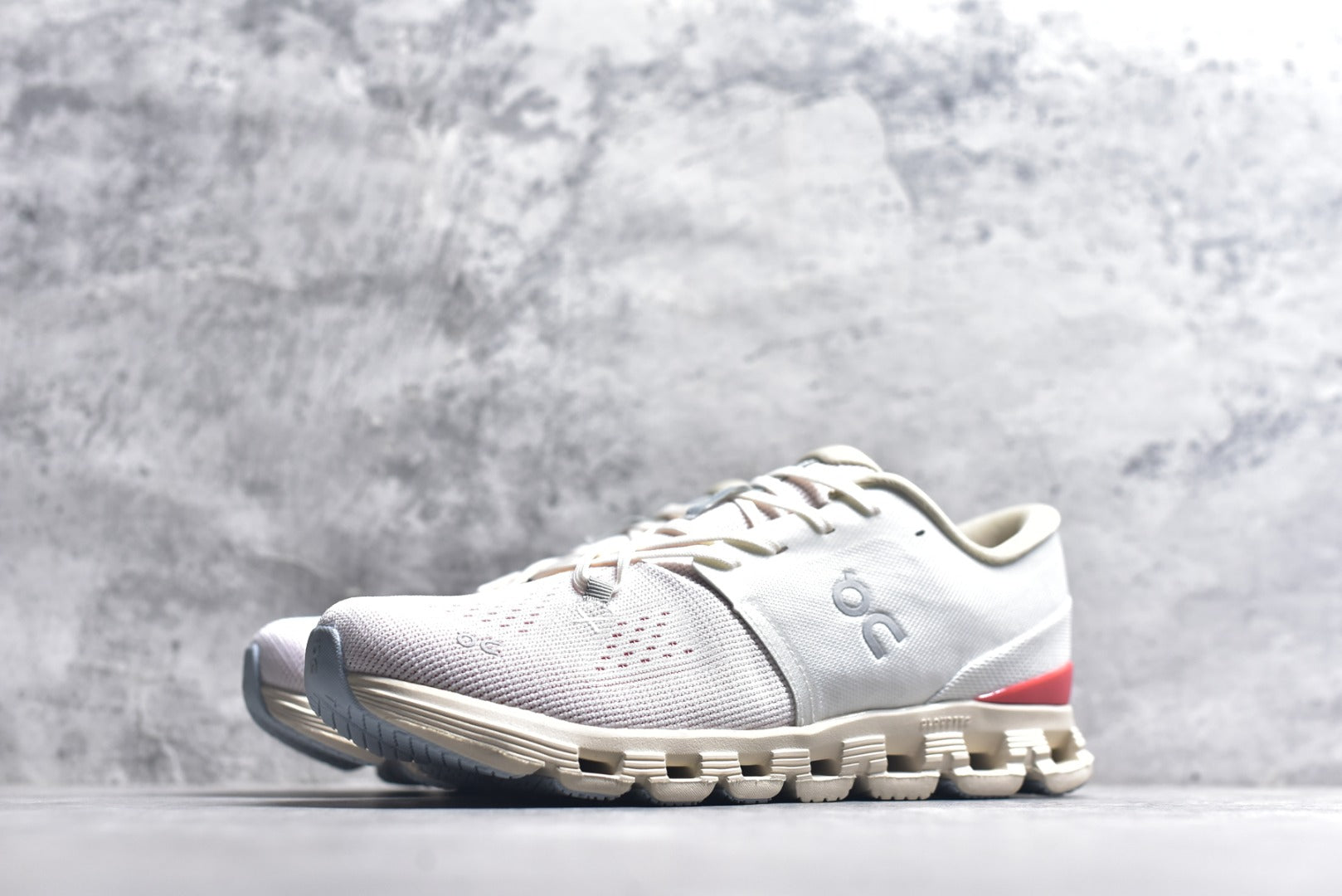 On Cloud X 4 Women's Low-Top Running Sneaker 3WE30073297