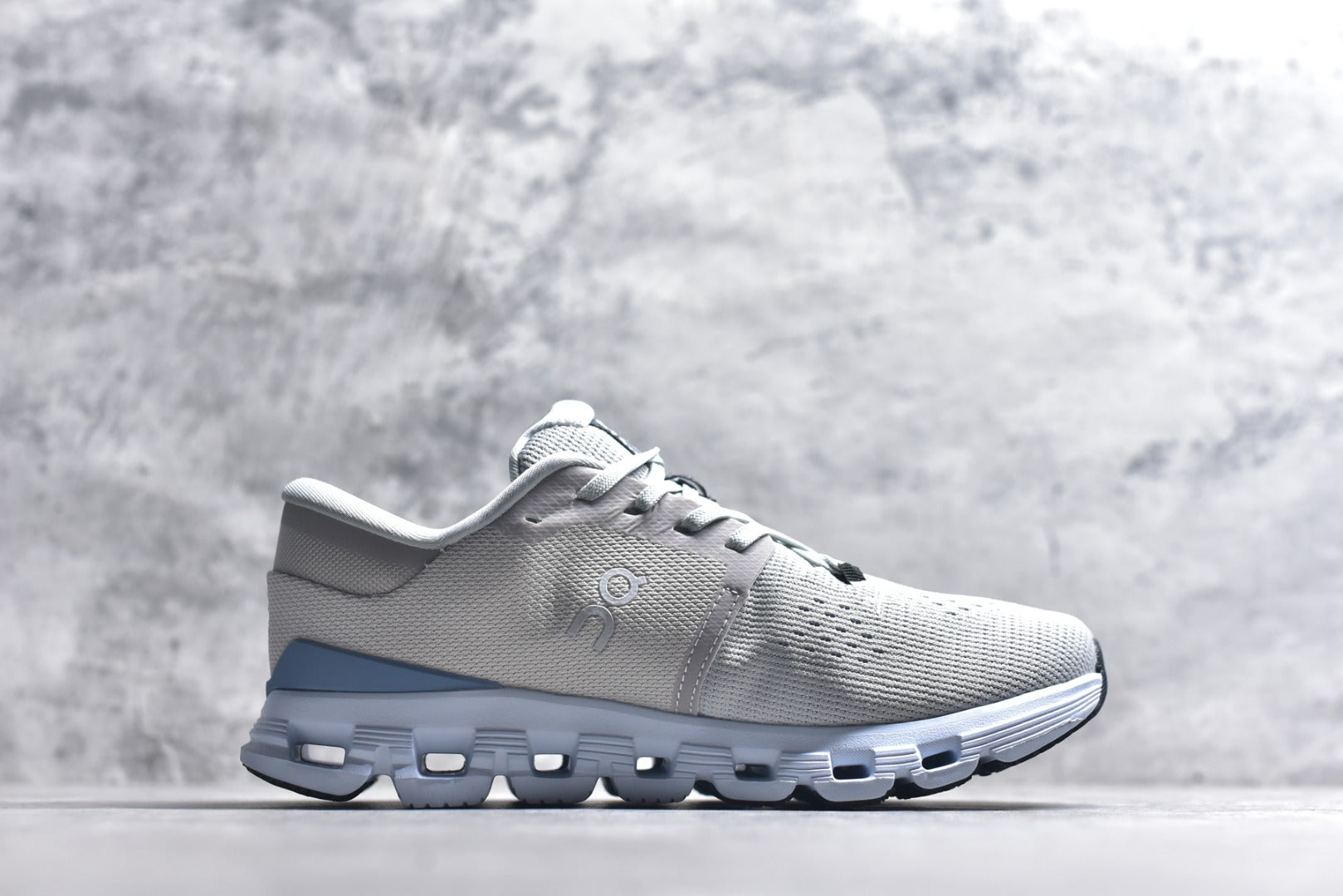 On Cloud X 4 Women's Low-Top Running Sneaker 3WE30073278
