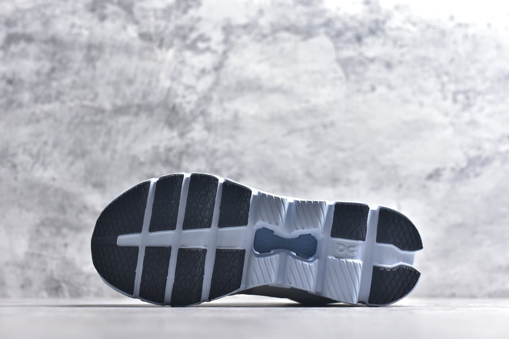 On Cloud X 4 Women's Low-Top Running Sneaker 3WE30073278