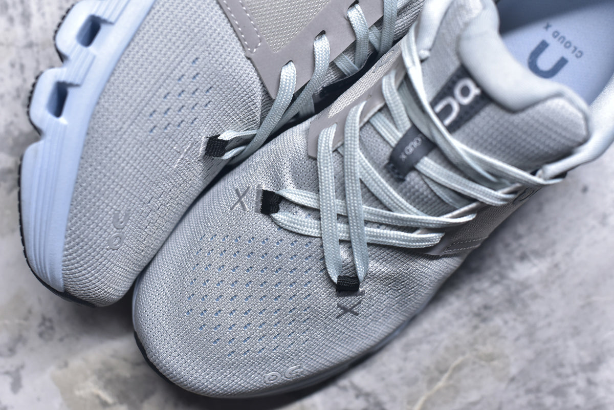 On Cloud X 4 Women's Low-Top Running Sneaker 3WE30073278
