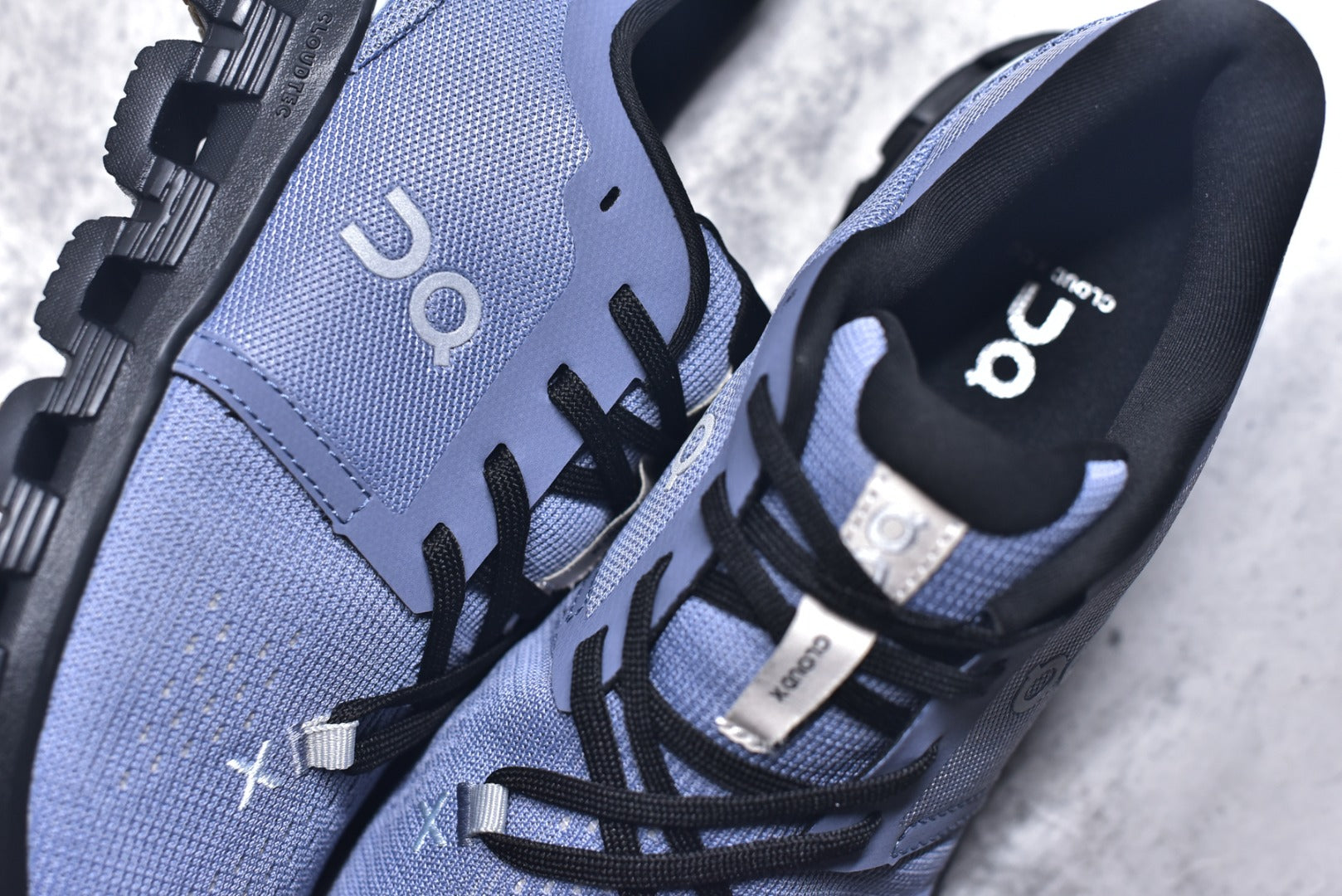 On Cloud X 4 Women's Low-Top Running Sneaker 3WE30072545