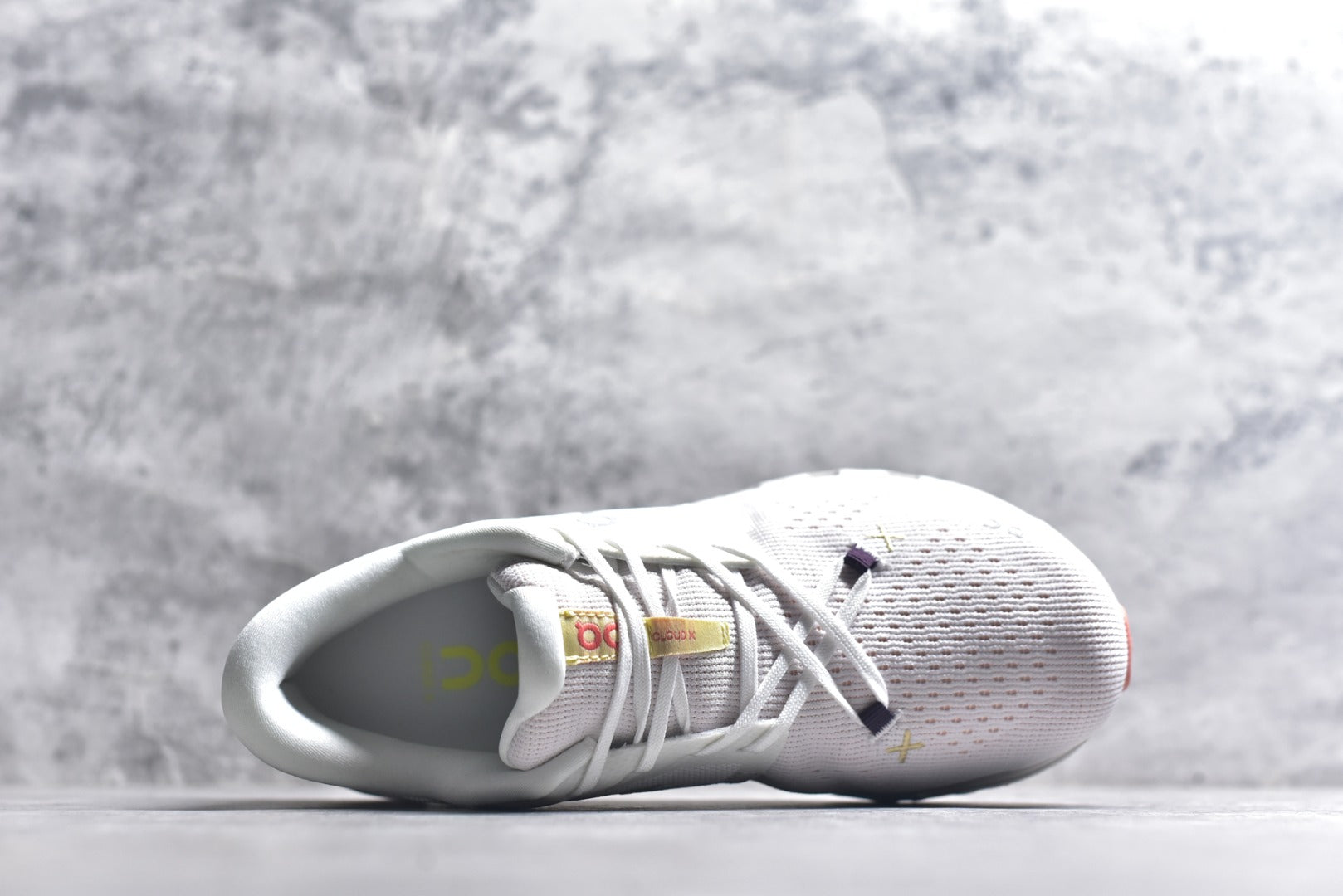 On Cloud X 4 Women's Low-Top Running Sneaker 3WE30071217