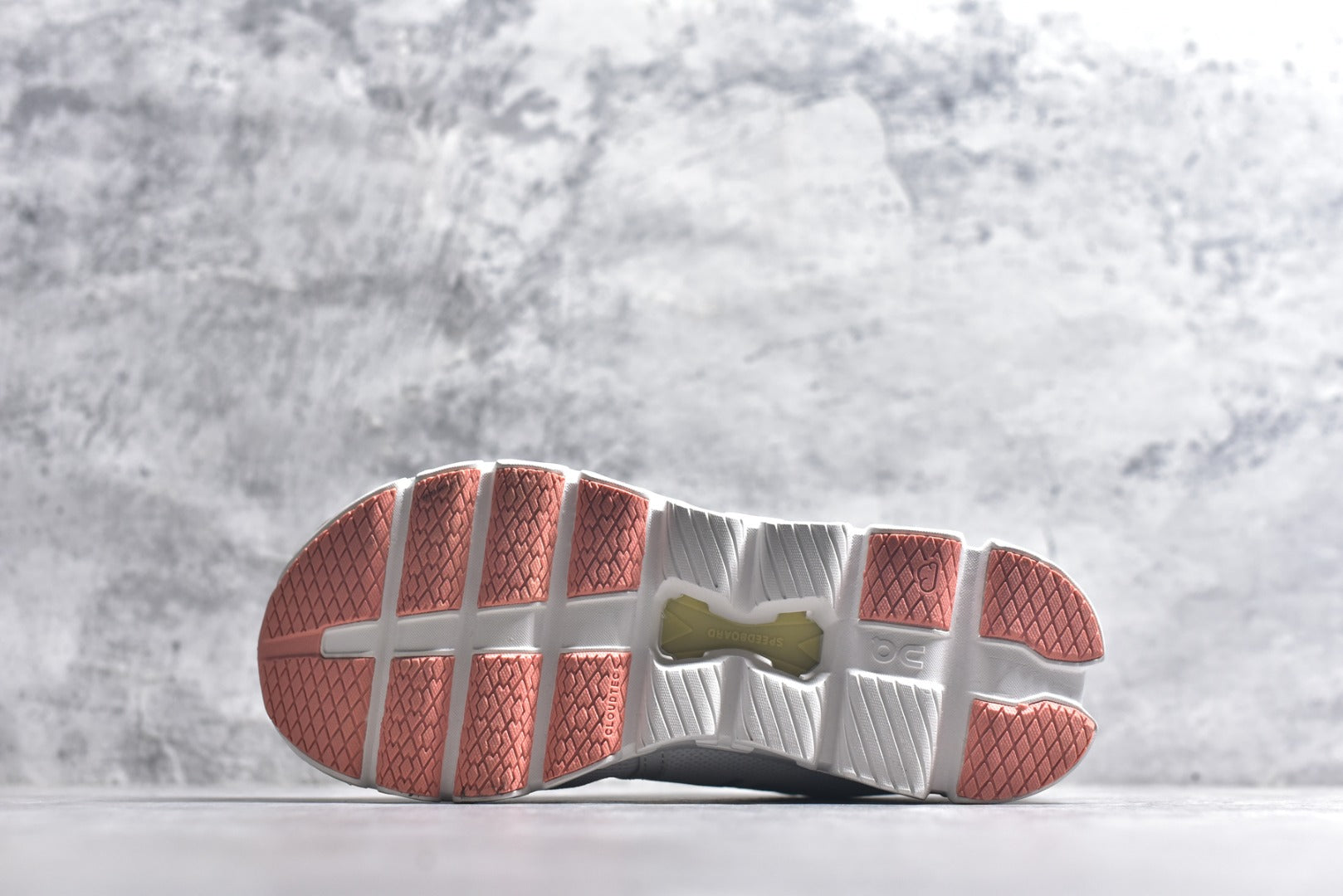 On Cloud X 4 Women's Low-Top Running Sneaker 3WE30071217