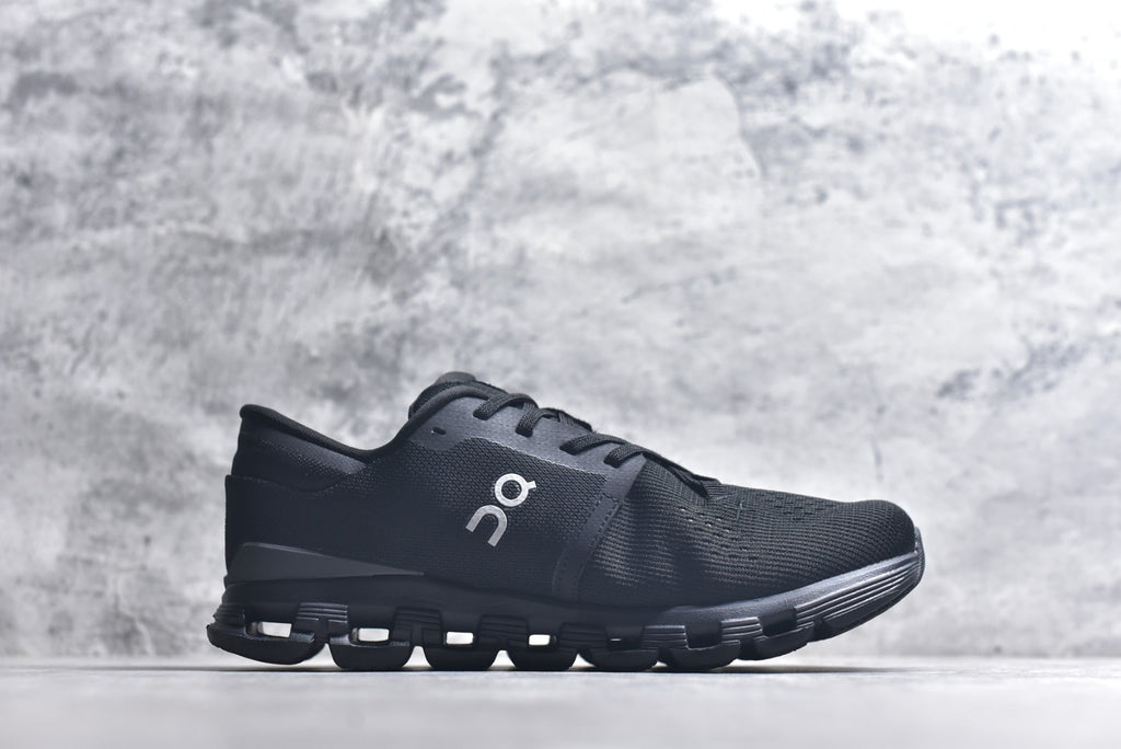 On Cloud X 4 Low-Top Running Sneaker 3ME30040106