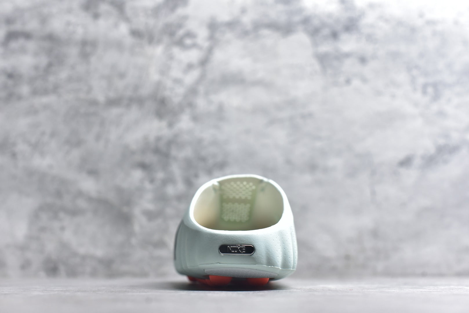 Nike Mind 001 Closed-Toe Massage Slide HQ4309-300 Mint Green