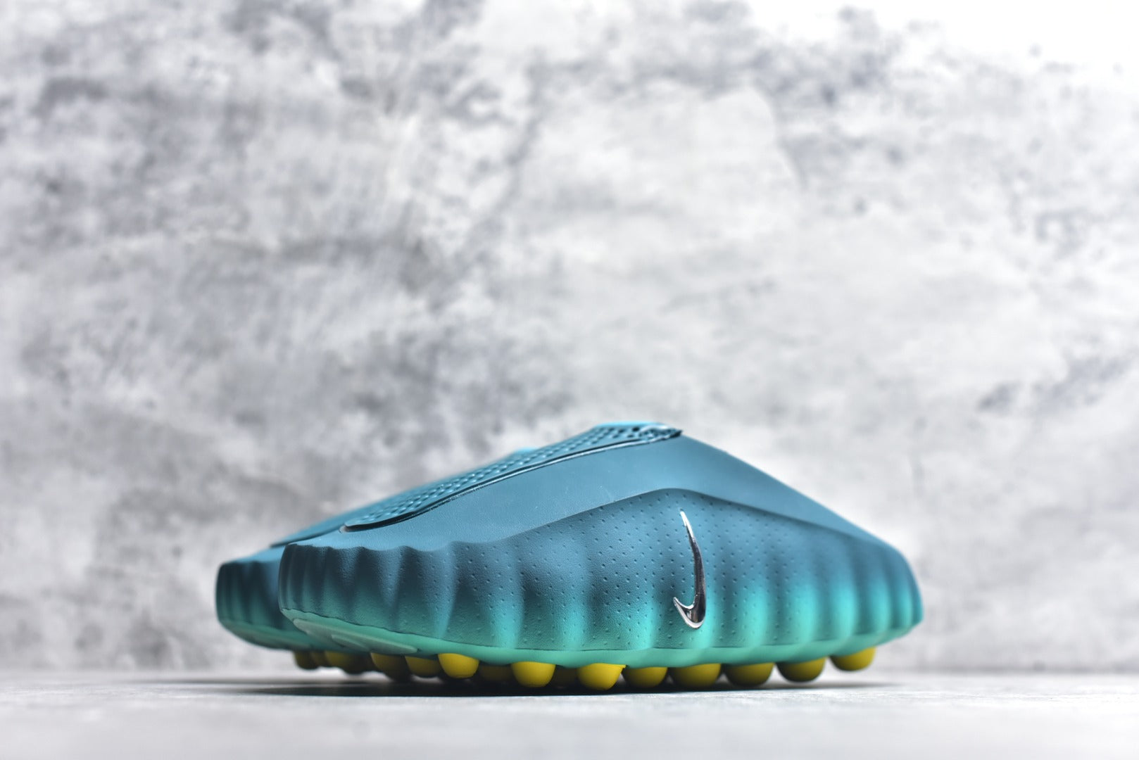 Nike Mind 001 Closed-Toe Massage Slide HQ4307-301 Geode Blue-Green