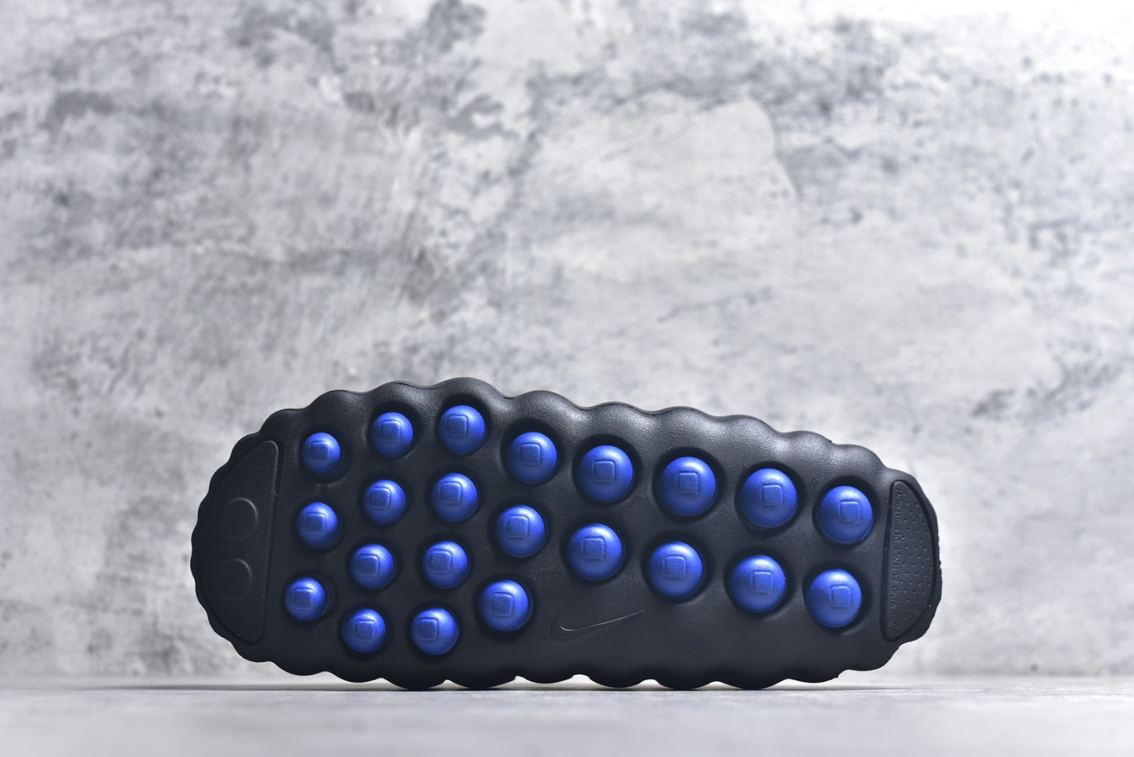 Fragment Design x Nike Mind 001 Collaboration Closed-Toe Massage Slide IQ8502-001