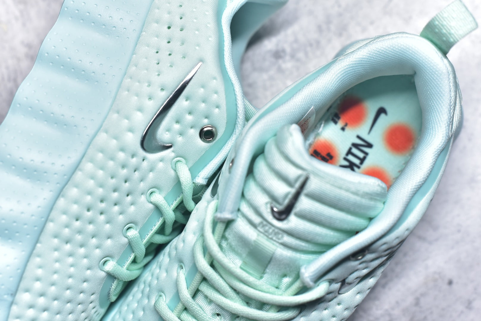 Nike Mind 002 Training Sneaker HQ4308-011